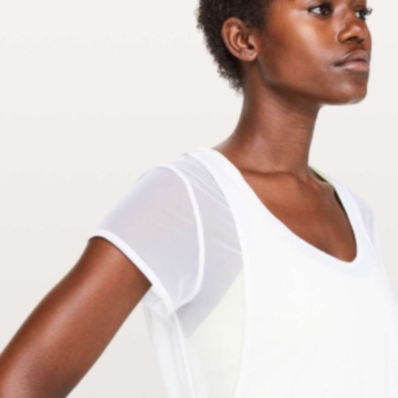 NWT Lululemon Set the Course Short Sleeve - Picture 3 of 8